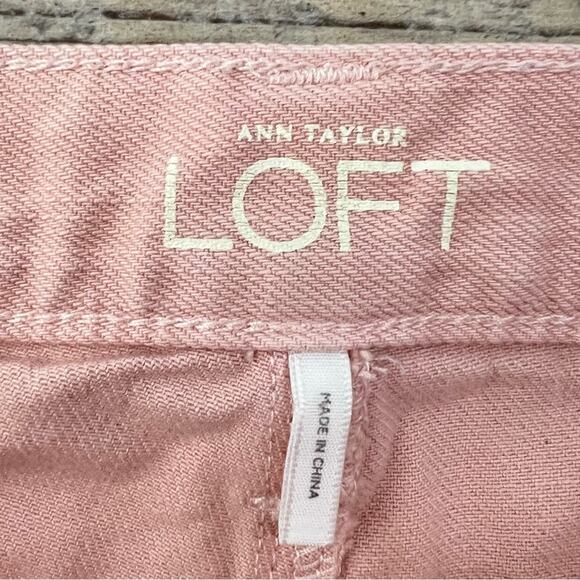 Loft pink button fly boyfriend jeans size 2 B156 - Picture 2 of 5
